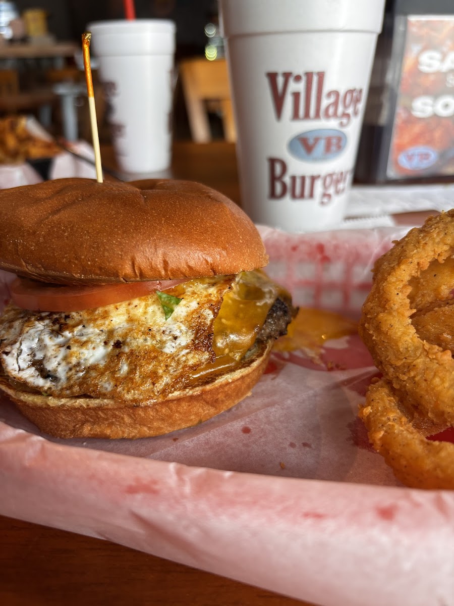 Village Burger Photo 4