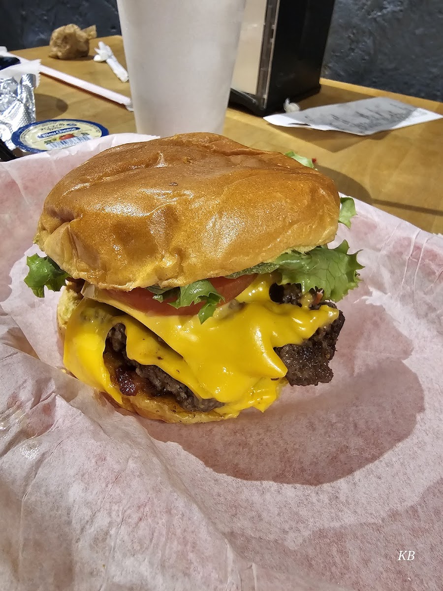 Village Burger Photo 5
