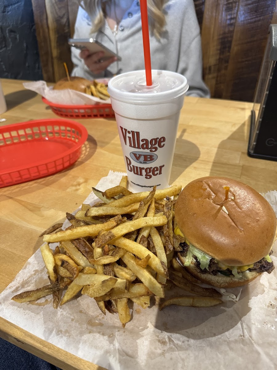 Village Burger Photo 6