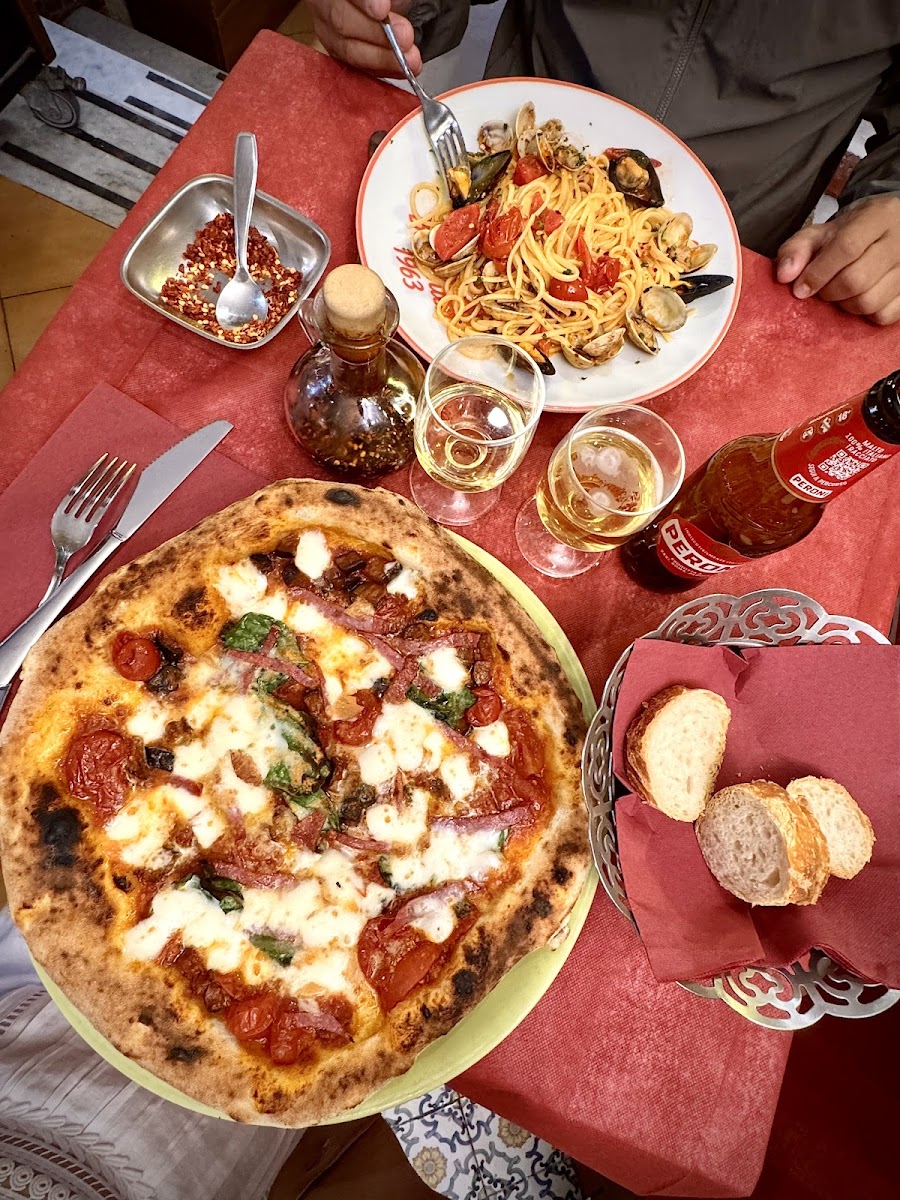 Ristorante Pizzeria Al Cucciolo Bohemien dal 1963 Photo 4
