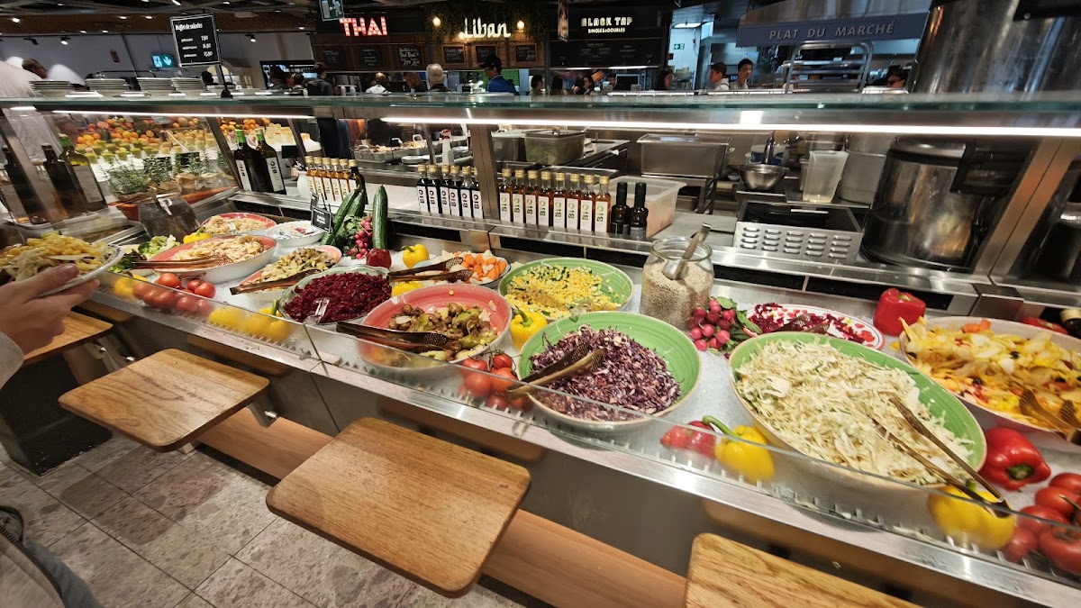 Manora Restaurant