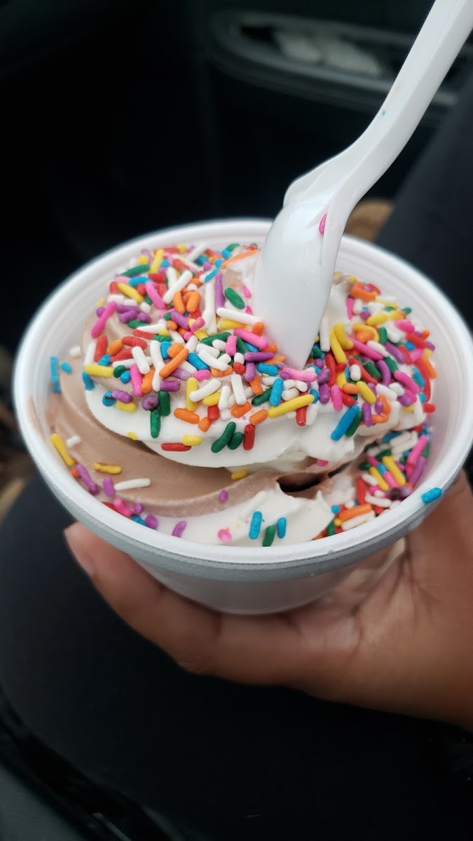 Coach's Ice Cream Photo 6
