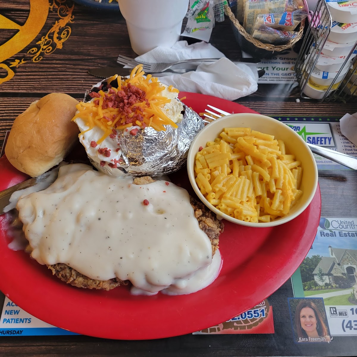 Cowboy's Steakhouse & Restaurant Photo 10