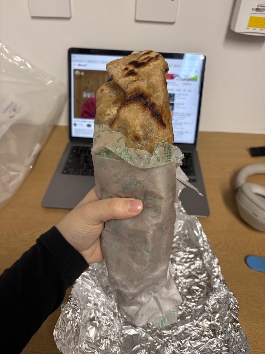 Food Hut Photo 4