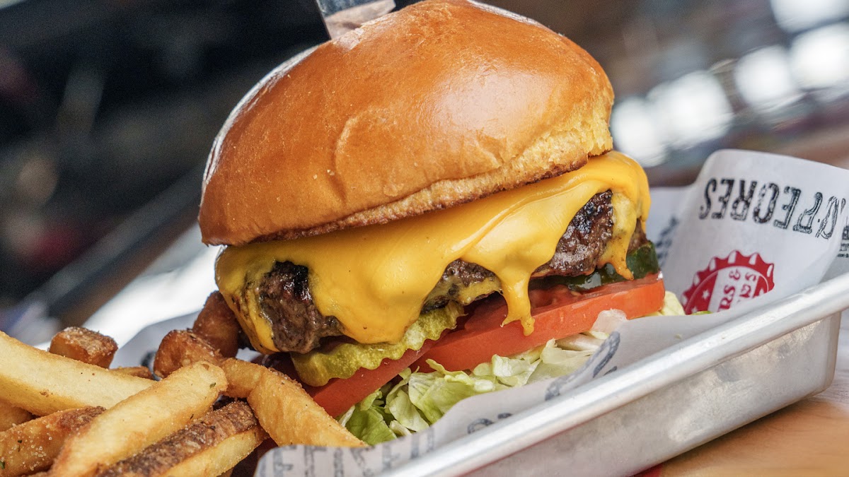 Cold Beers & Cheeseburgers Photo 3
