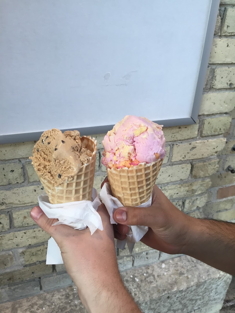 Neon Cone Photo 6