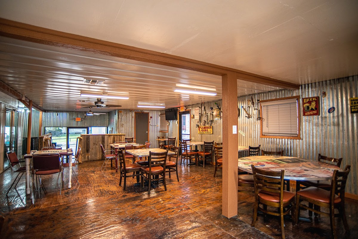Mity Mite's Bar & Grill Photo 10