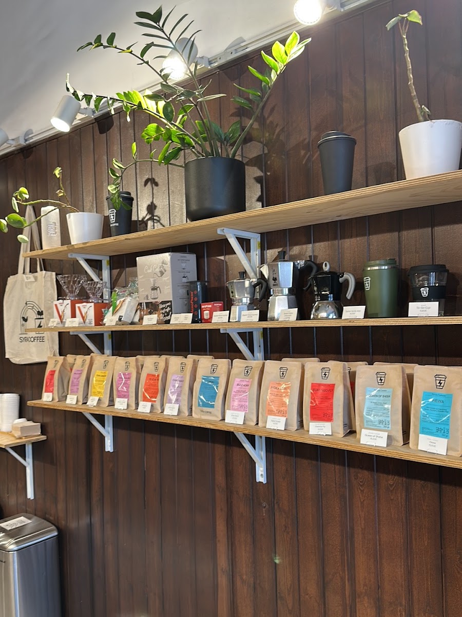 Syra Coffee - Orense Photo 4