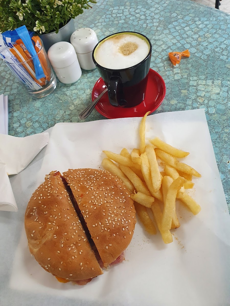 Naweena Road Snack Bar Photo 4