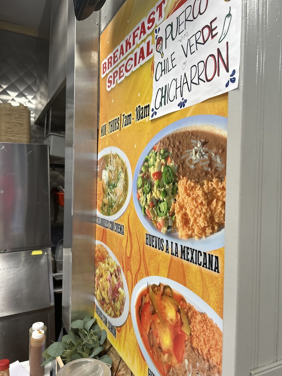 Cocineros Mexican Grill Photo Menu 7