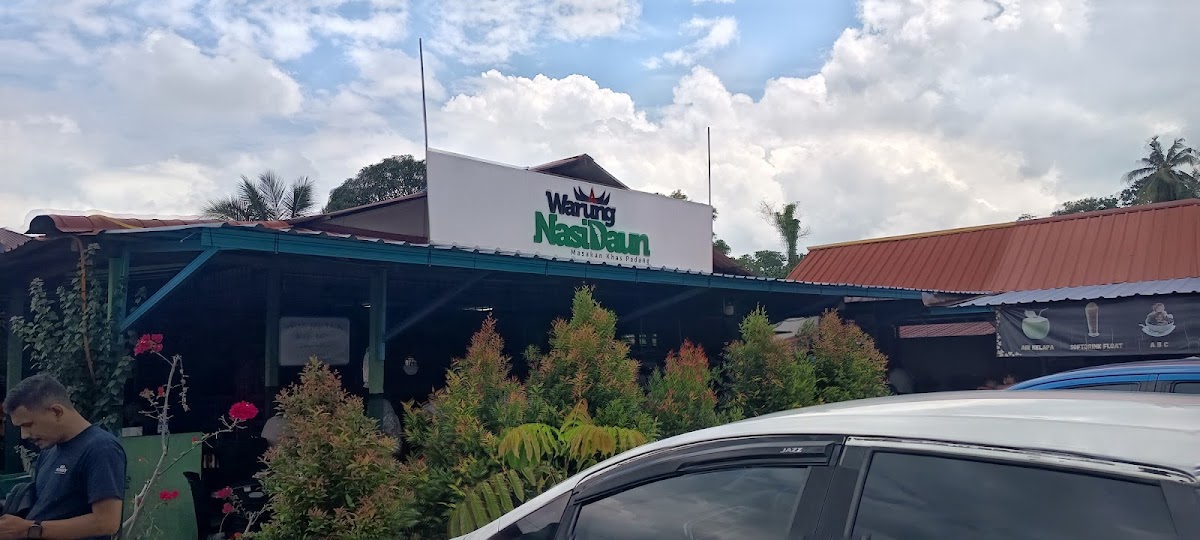 Warung Nasi Daun Masakan Padang Photo 3