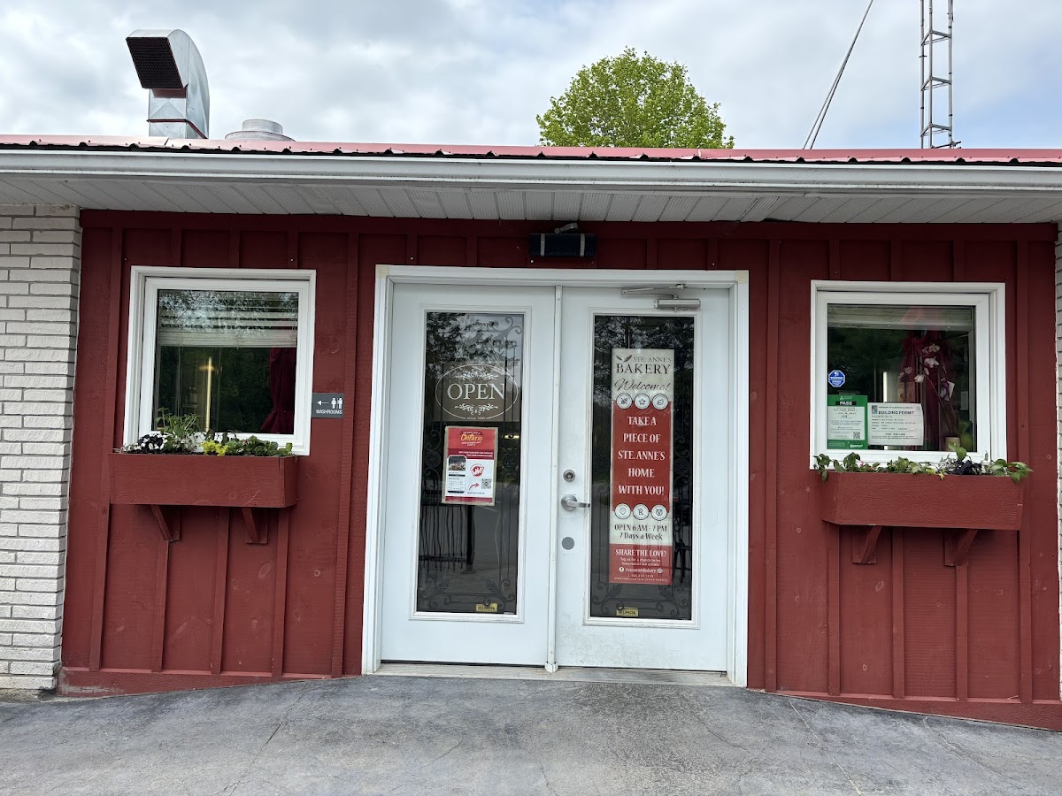 Academy Hill Grill