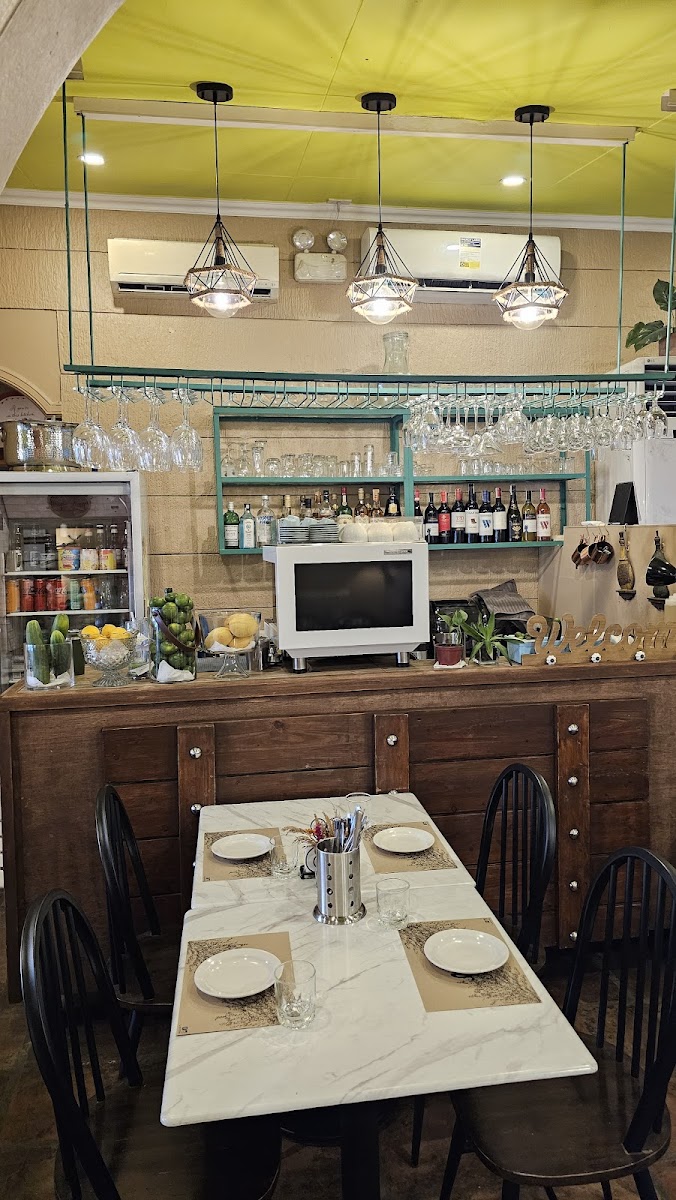 Bamba Bistro Photo 3