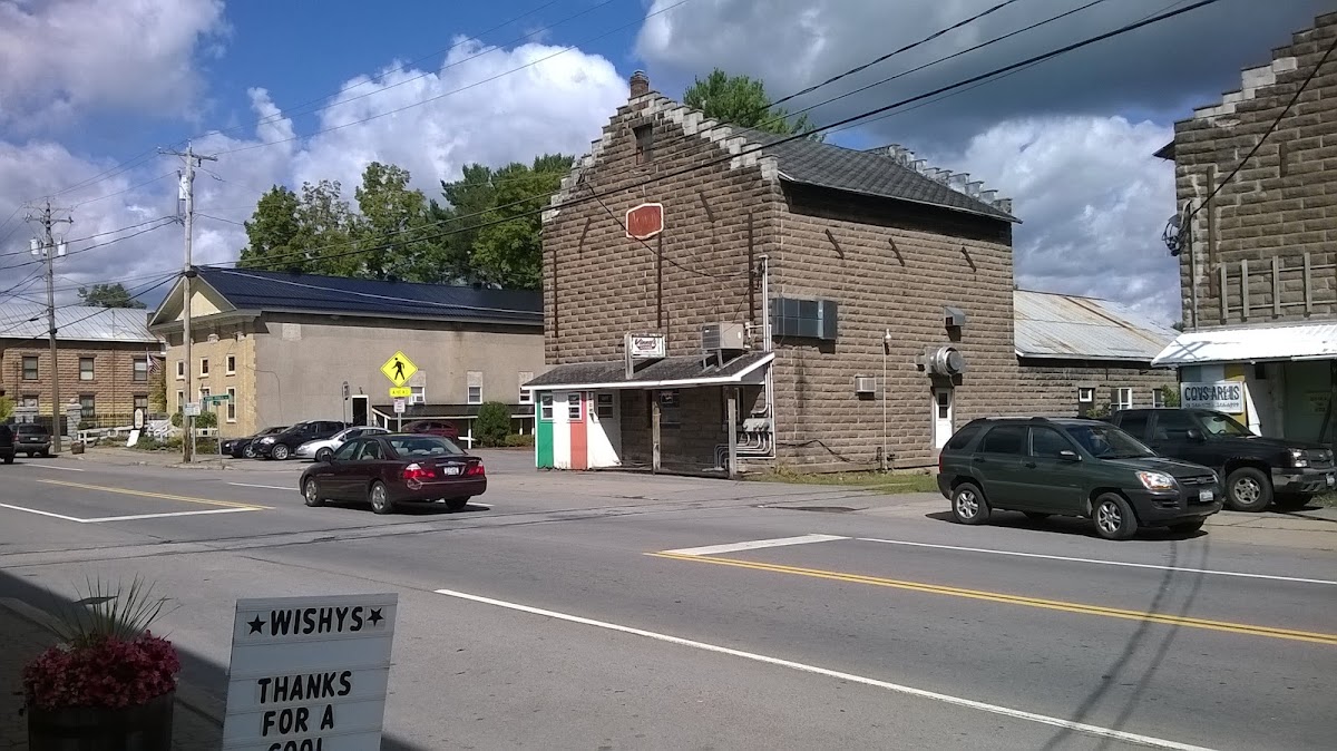 Vinny's Pizzeria Photo 3