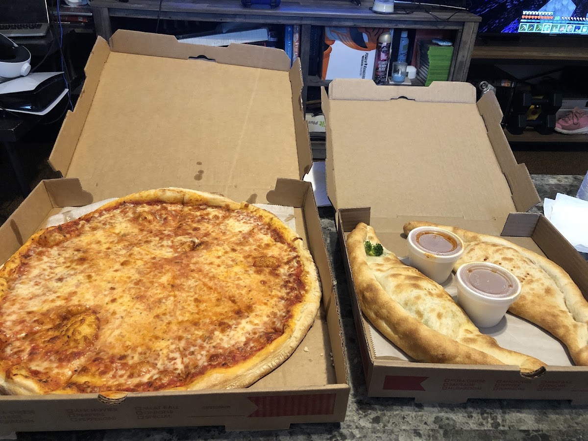 Vinny's Pizzeria Photo 7