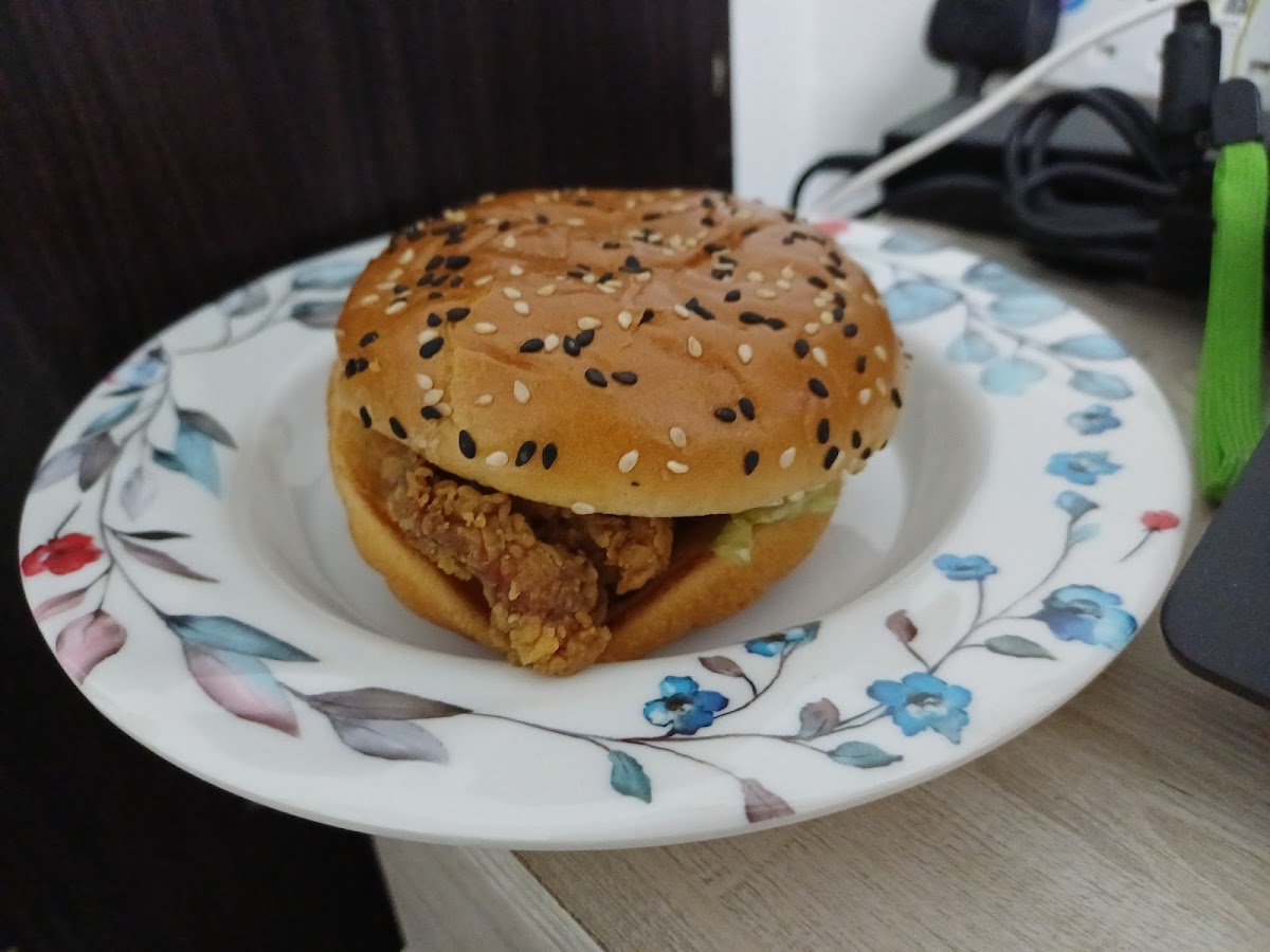 Wallace | Burger & Chicken (Sungai buloh) Photo 5