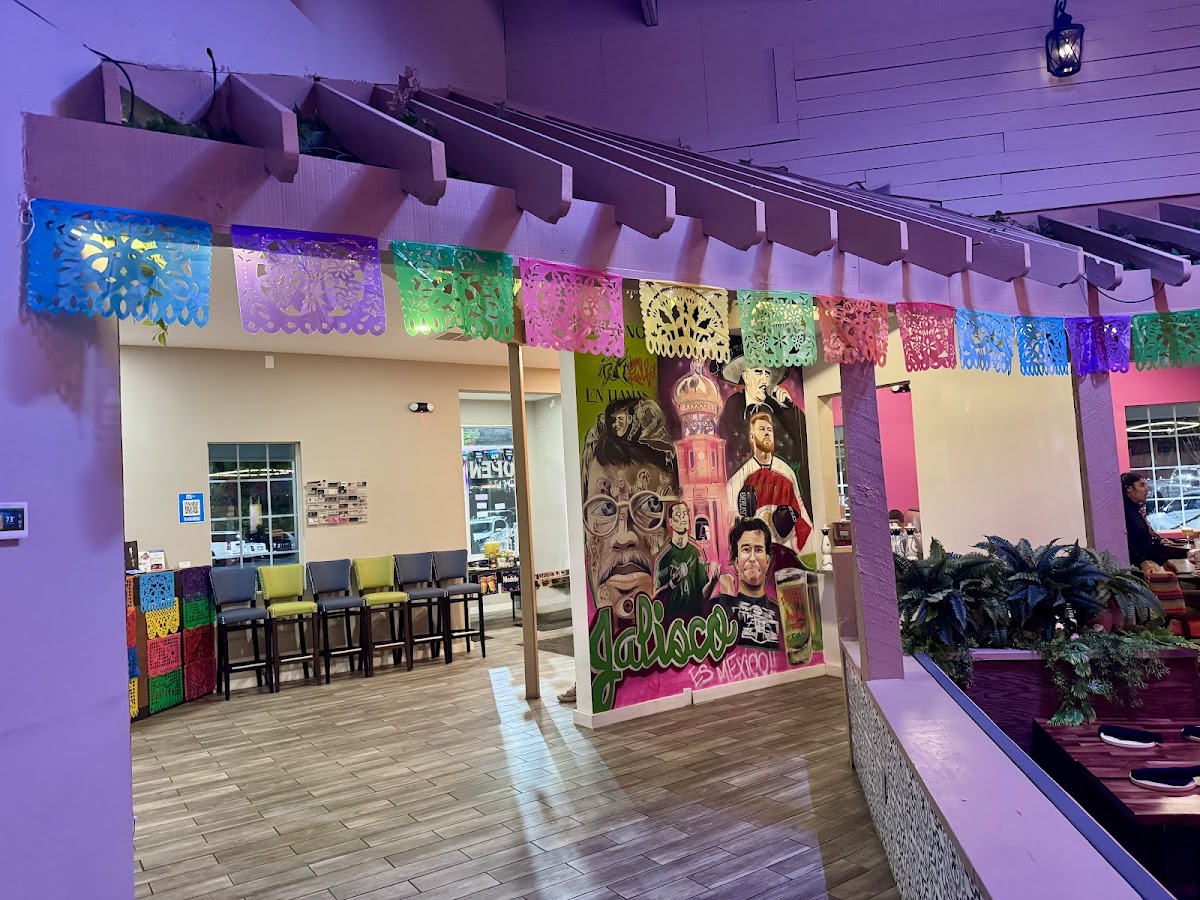 Casa Azteca Mexican Grill Photo 3