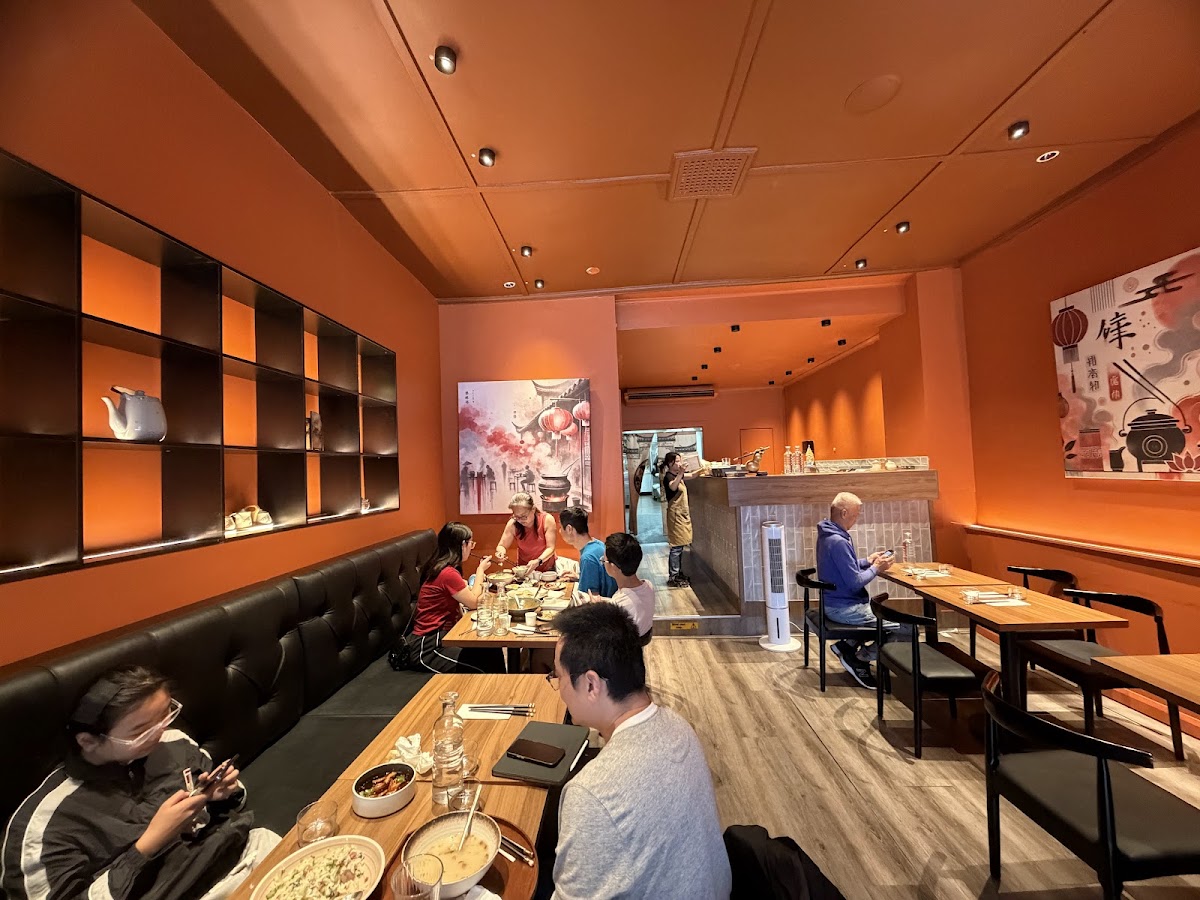 soup& dumpling st 38 Photo 3