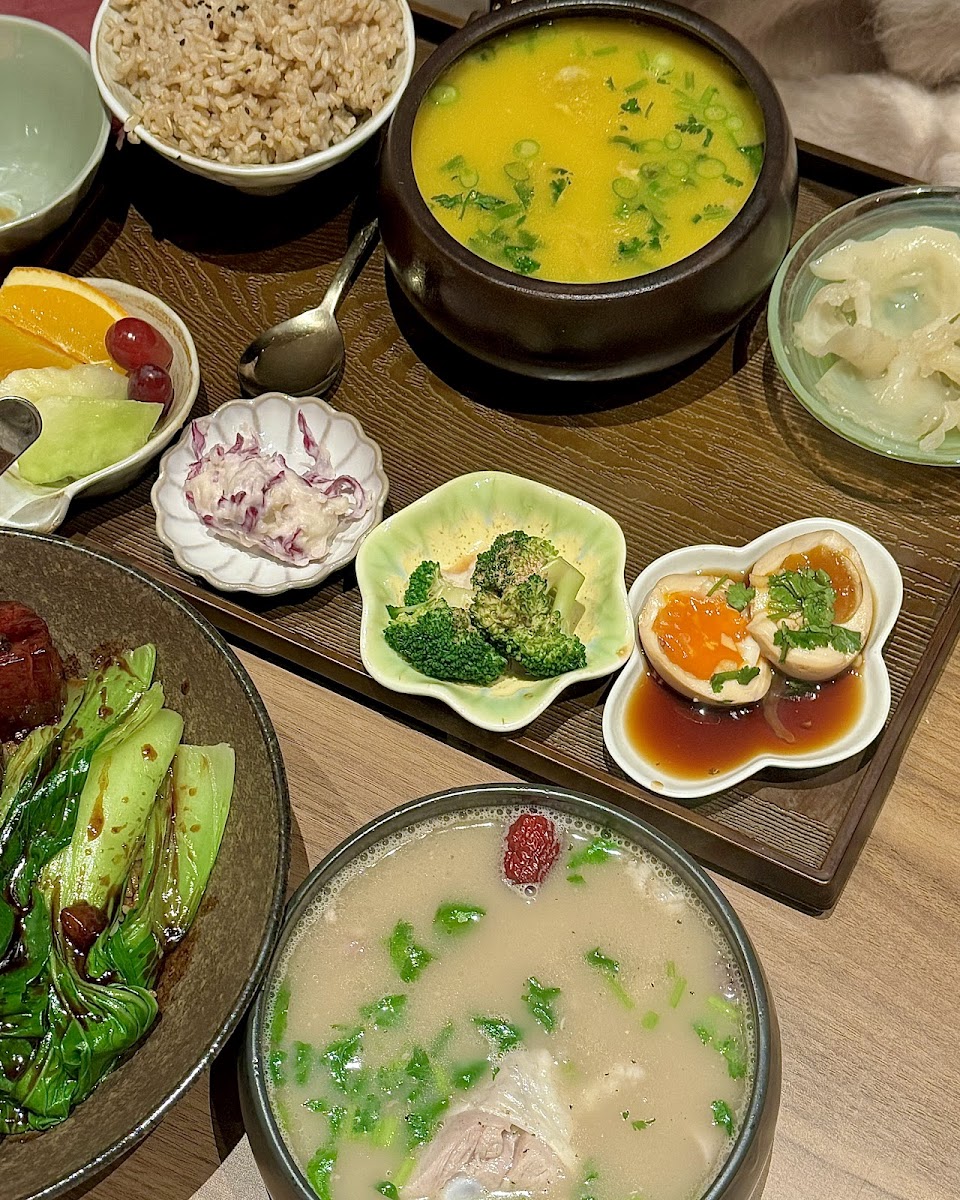 soup& dumpling st 38 Photo 6