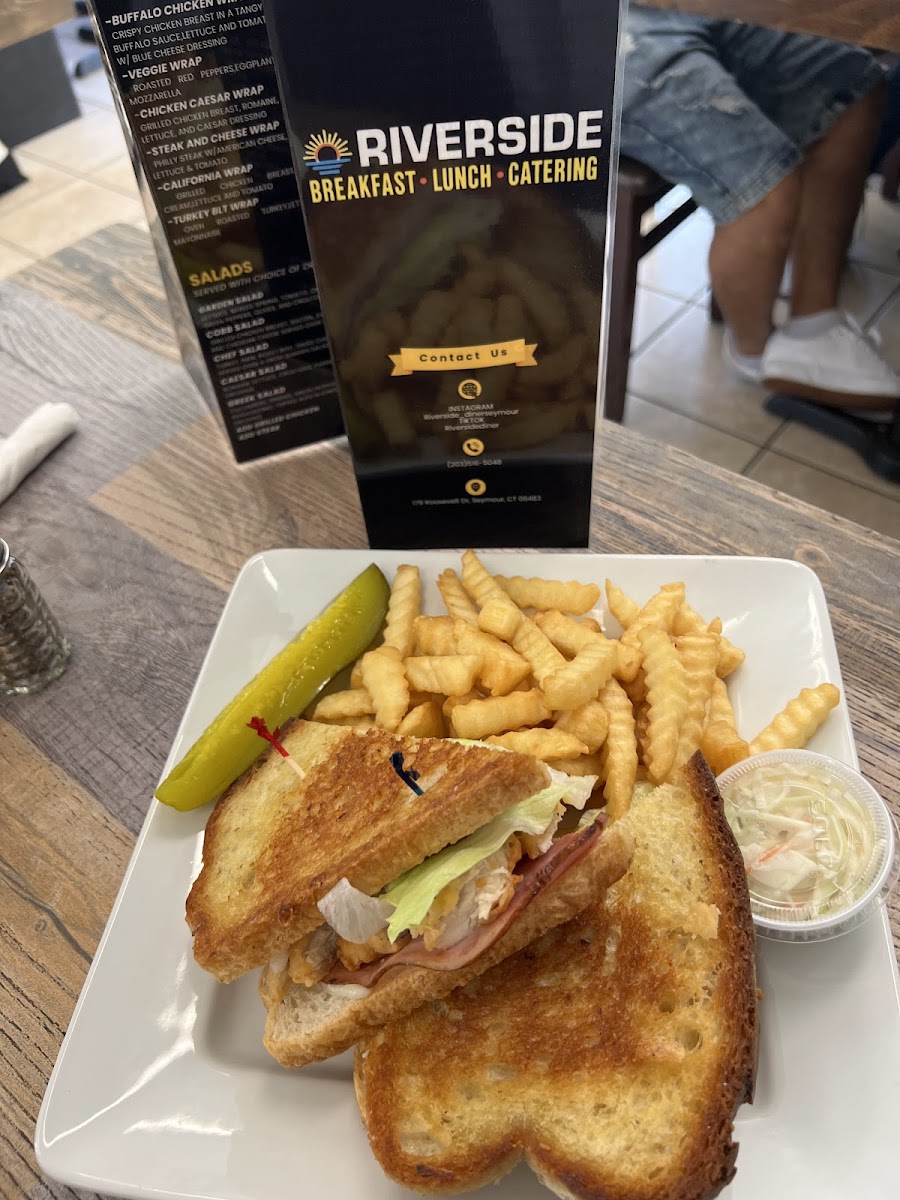 Riverside Breakfast and Lunch Photo 7