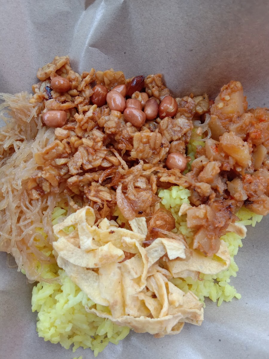Warung Lontong Opor Mbak Winda Photo 3