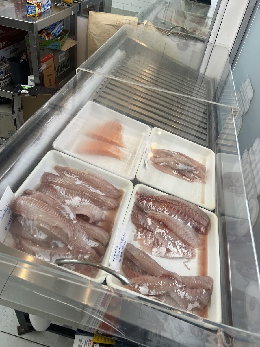 Kohi Fresh Fish & Takeaways Photo 6