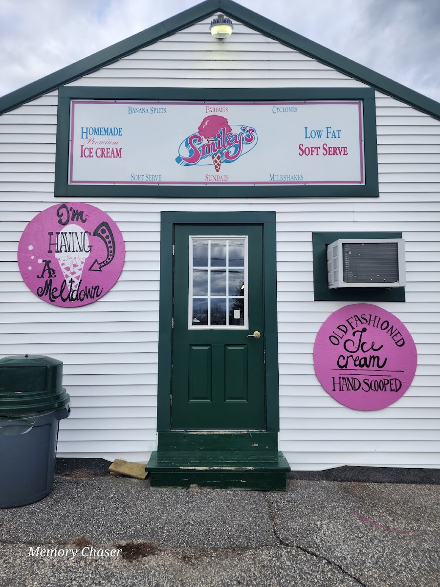 Smiley's Ice Cream Shoppe