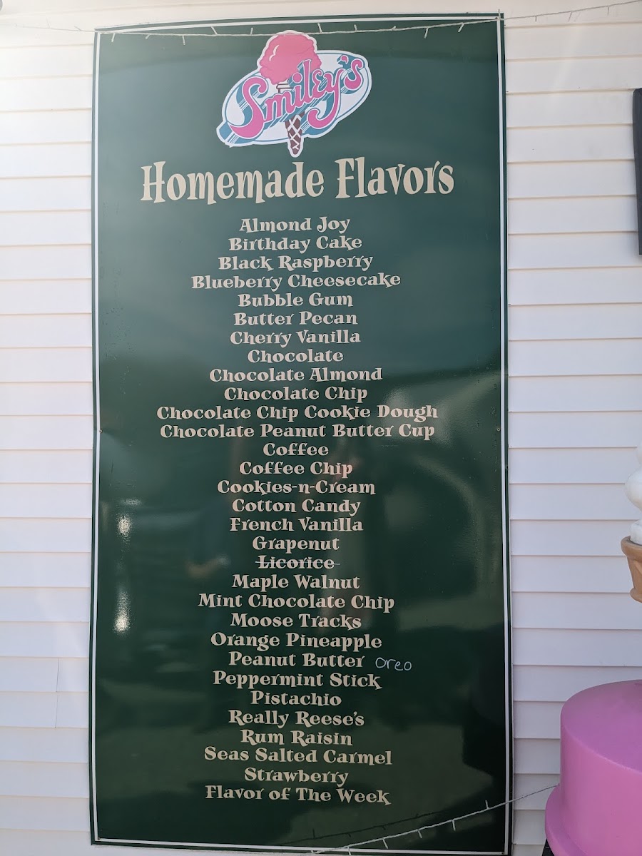 Smiley's Ice Cream Shoppe Photo Menu 3