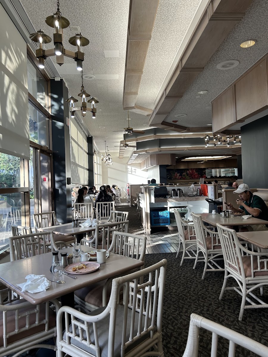 Cafe’ 410 Photo 3