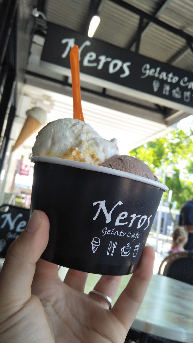 Neros Gelato Cafe Photo 8