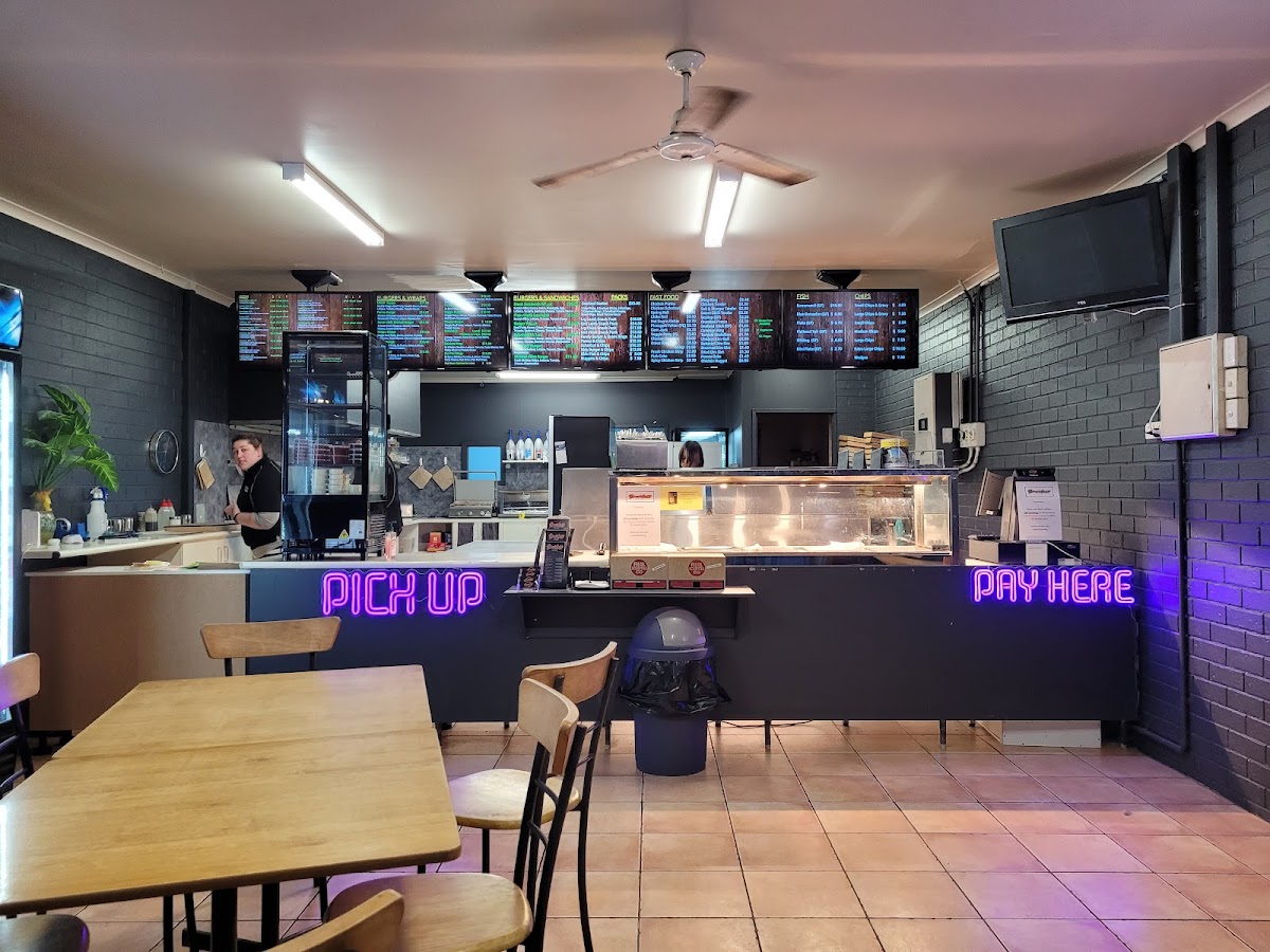 Braidoss Takeaway Photo 6