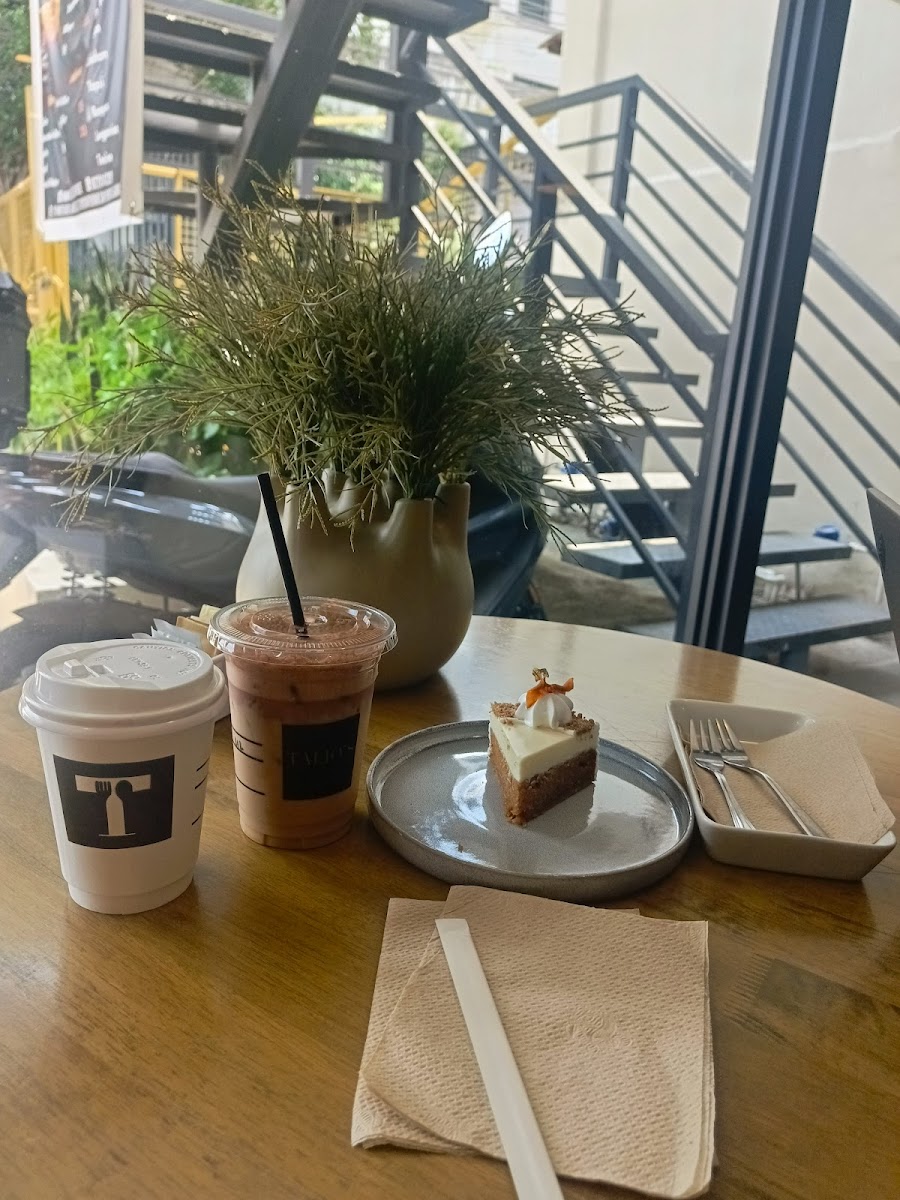 Talio's Cafe Photo 7