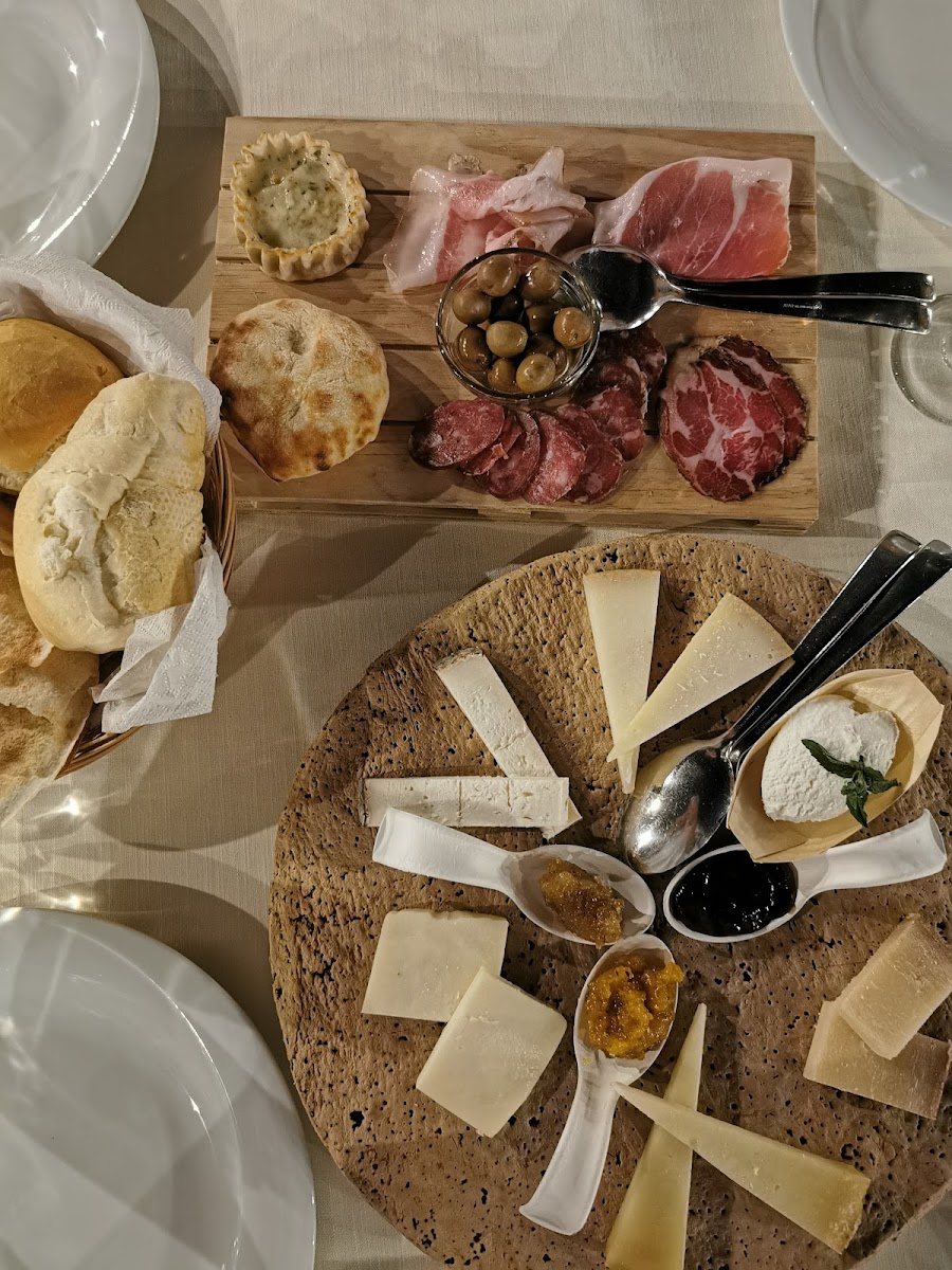 Hotel Ristorante Sant'Elene Photo 5