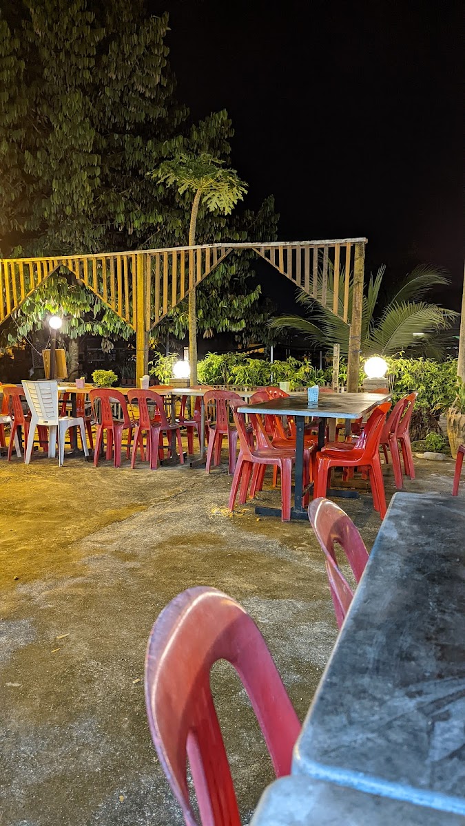 Omyai Seafood & Western