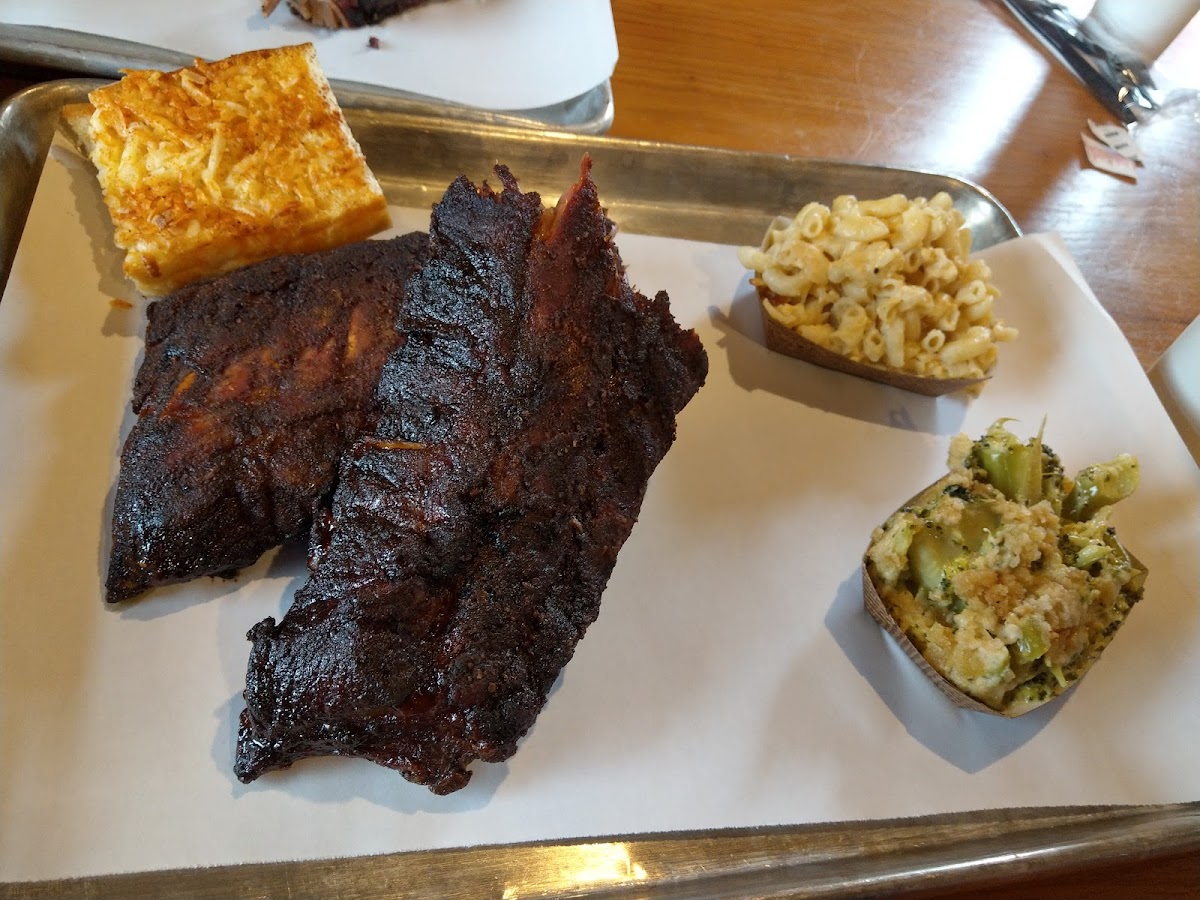 Smokee Mo's St. Louis BBQ Photo 10