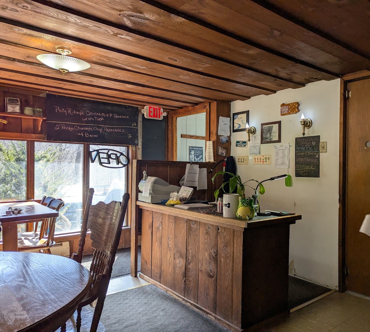 Rocky Creek Cafe Photo 4