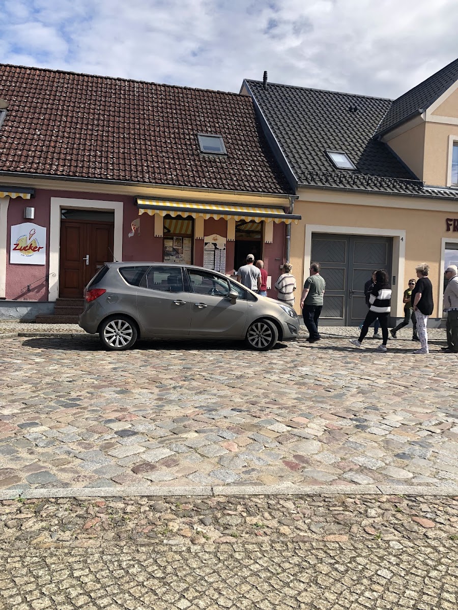Zucker am Markt - Eismanufaktur & Bestellkonditorei Photo 4