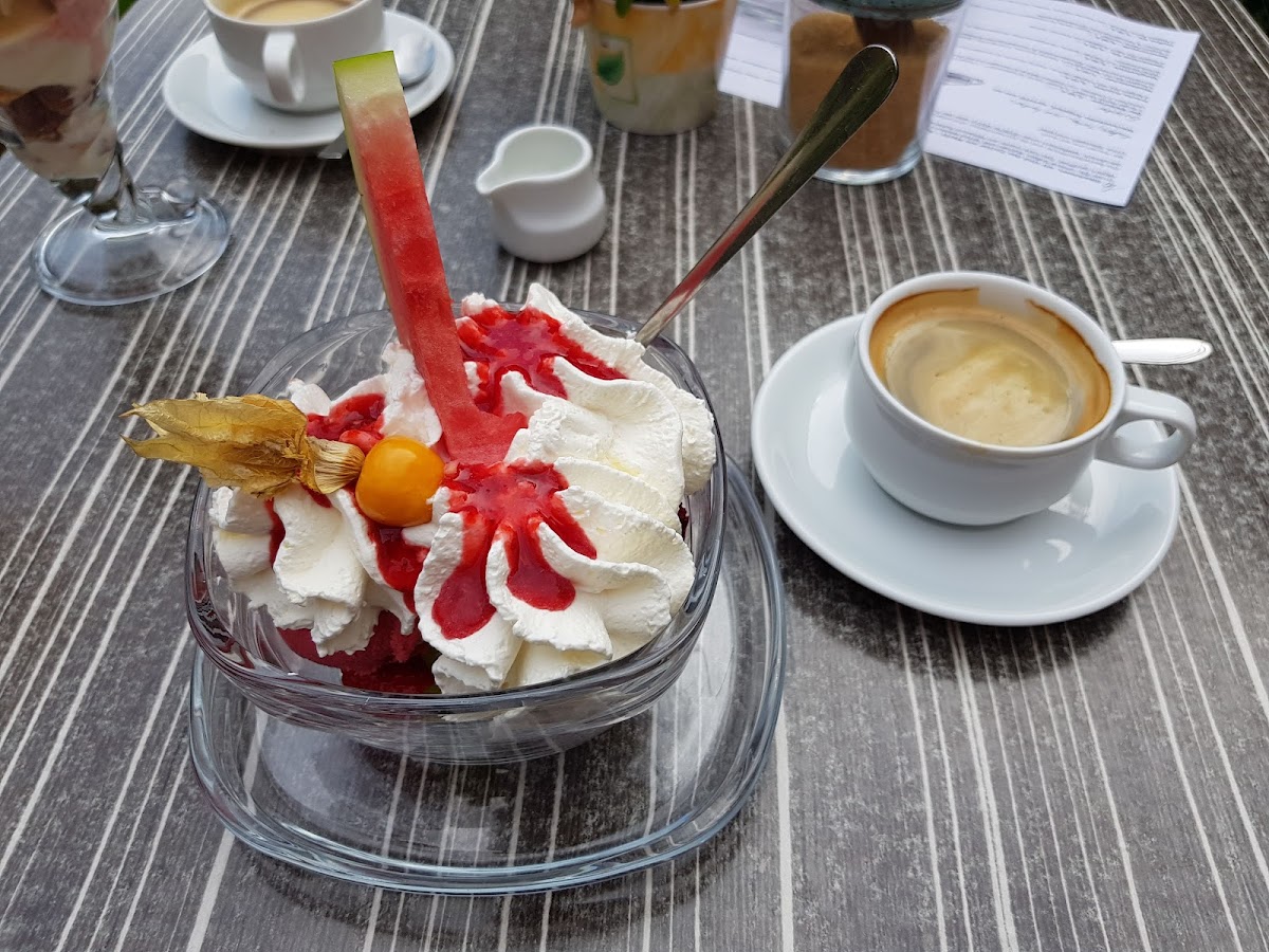 Zucker am Markt - Eismanufaktur & Bestellkonditorei Photo 6