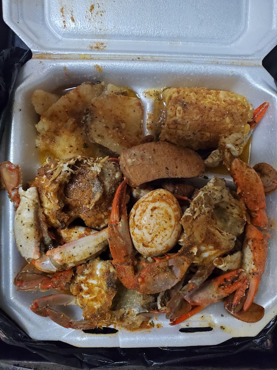 Channels Seafood Market Photo 6