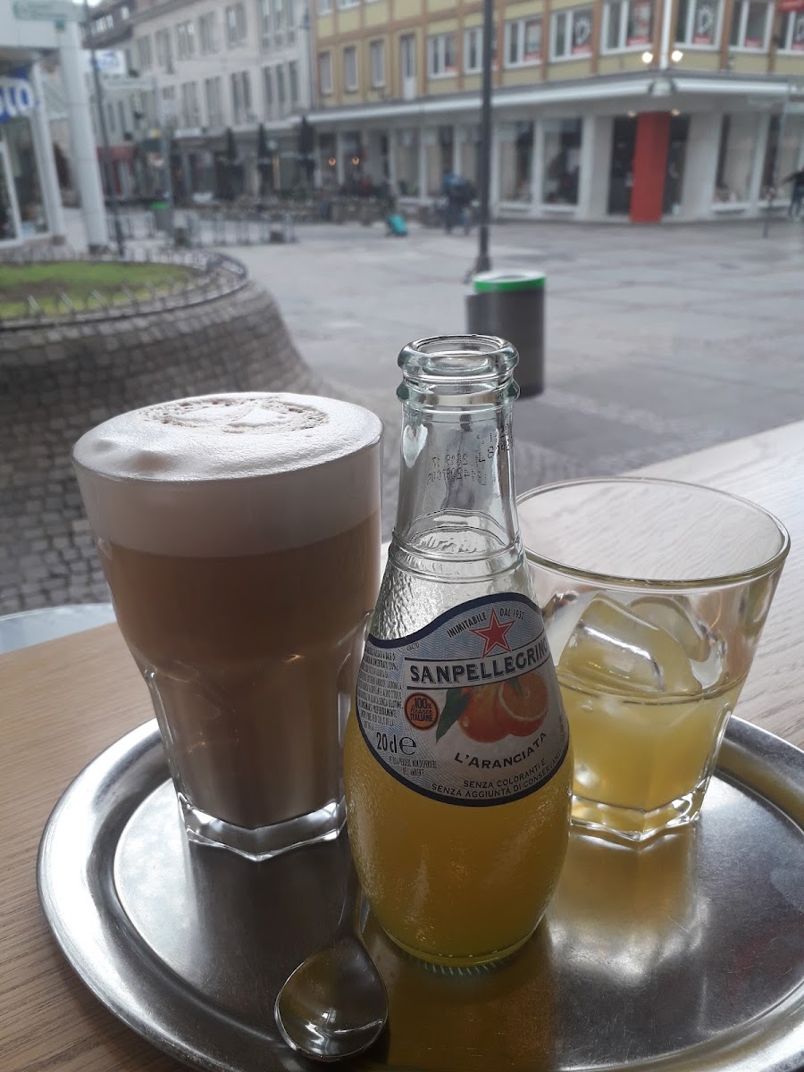 Salve! Caffè E Bar-Darmstadt Photo 6