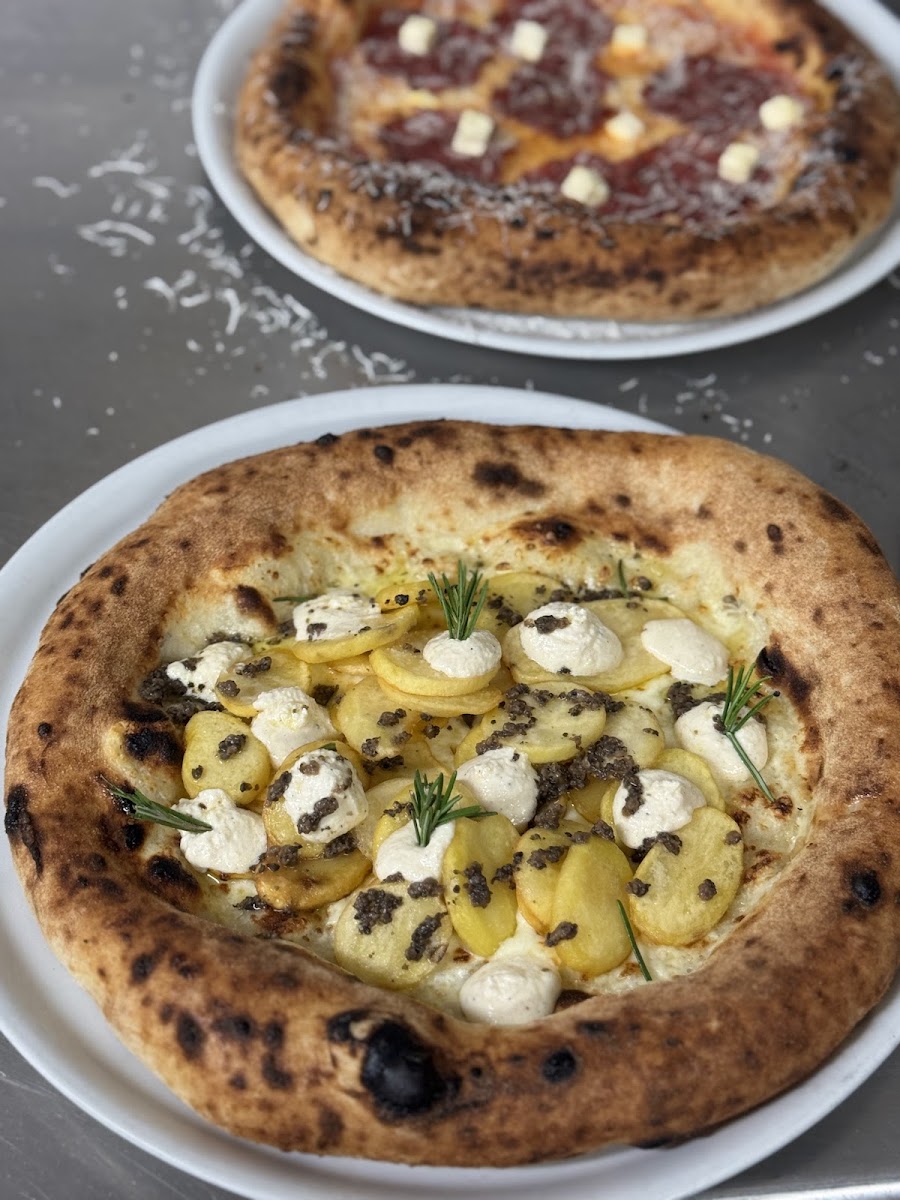 RESTAURANT PIZZERIA TRADITA Photo 3