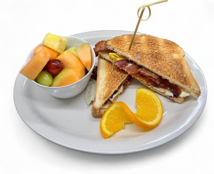 David’s House Cafe & Grill Photo 5