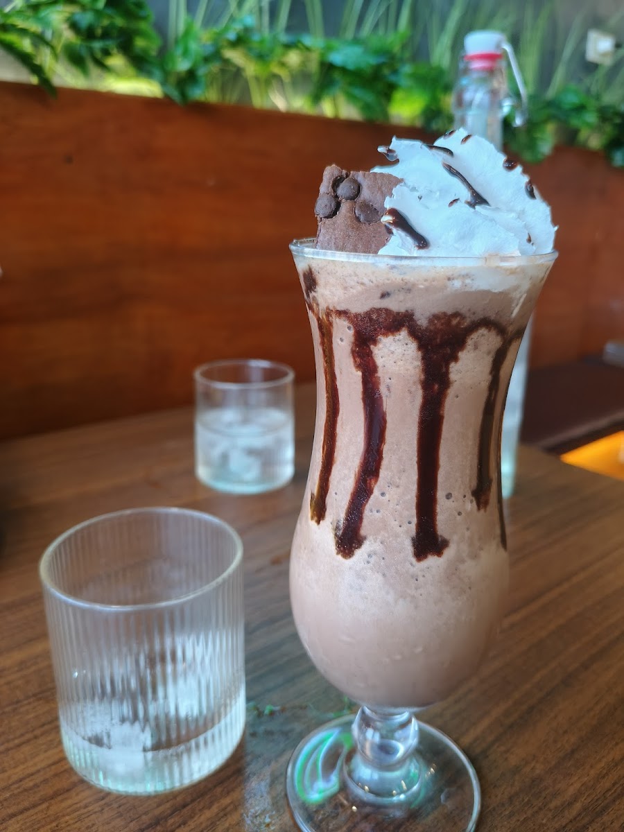 Olive's Cafe Ph Photo 4