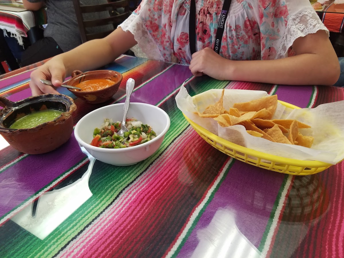 El Tio Taco Photo 5