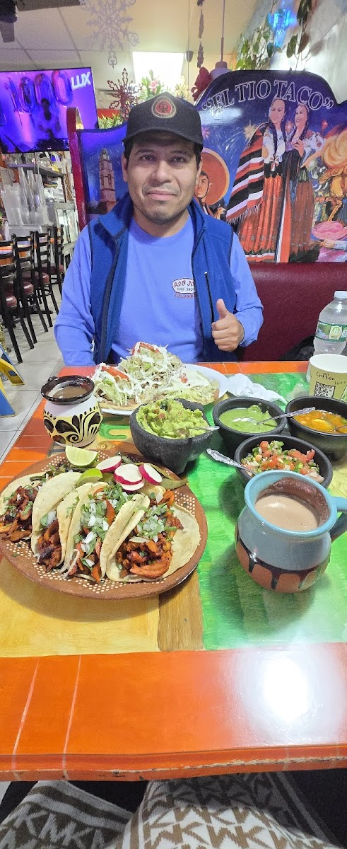 El Tio Taco Photo 6
