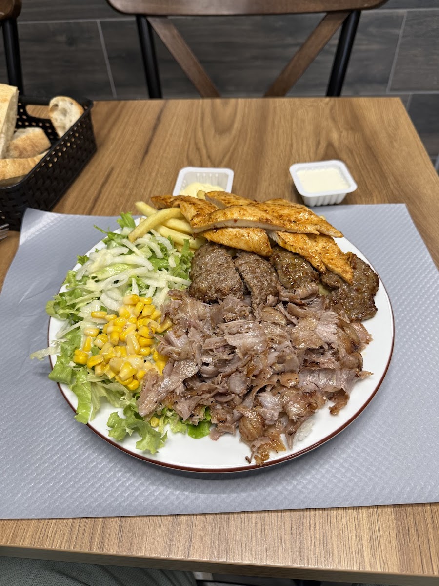 Le Pacha Kebab Pont-de-Cheruy Photo 2