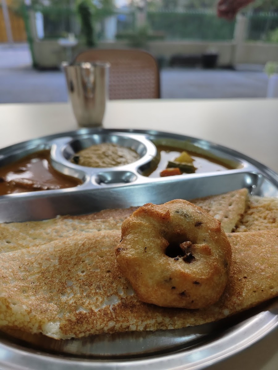 Sathiyanery Vegetarian Food Centre Photo 9