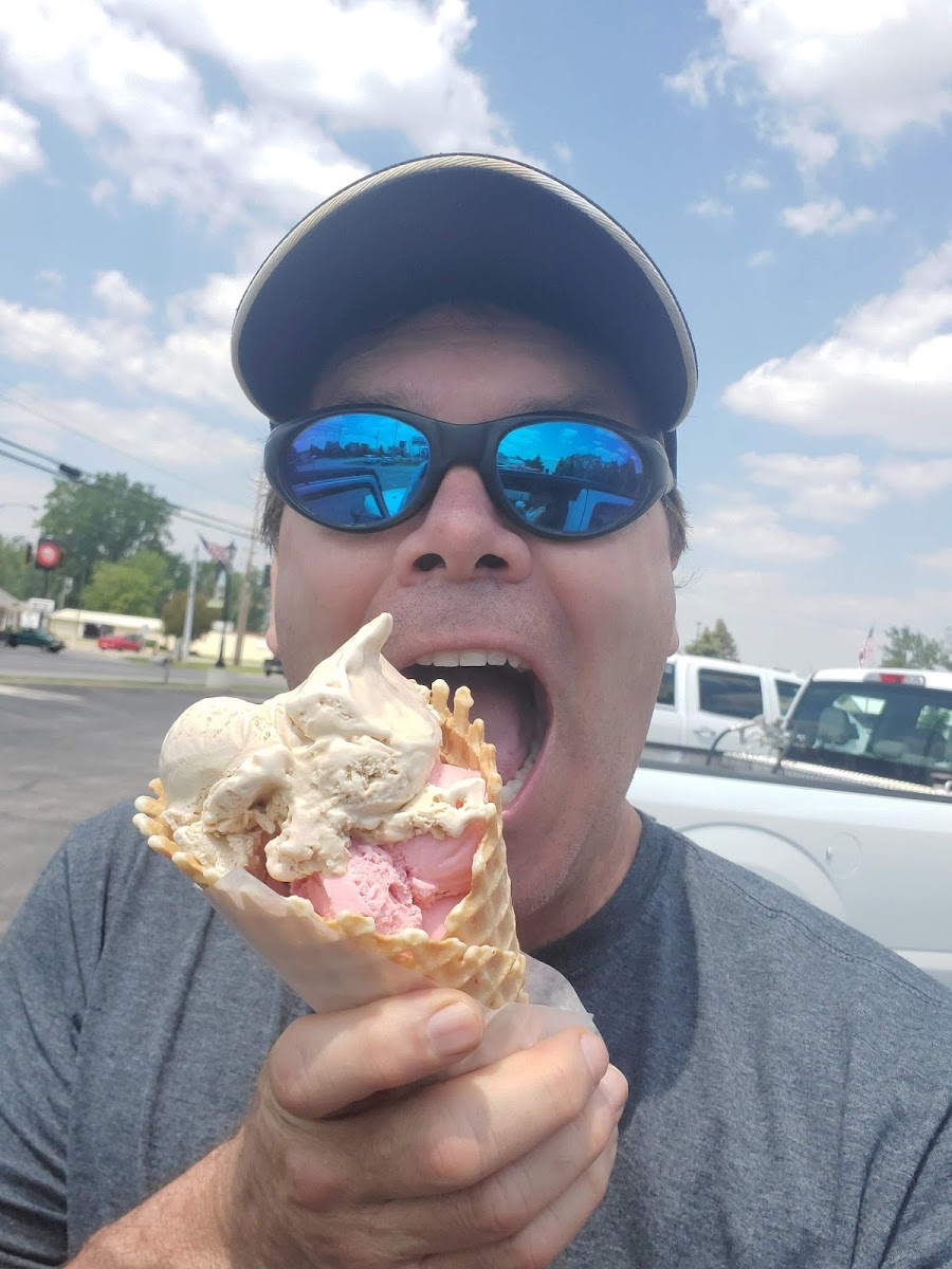 Joe's Ice Cream Supreme Shop Photo 6
