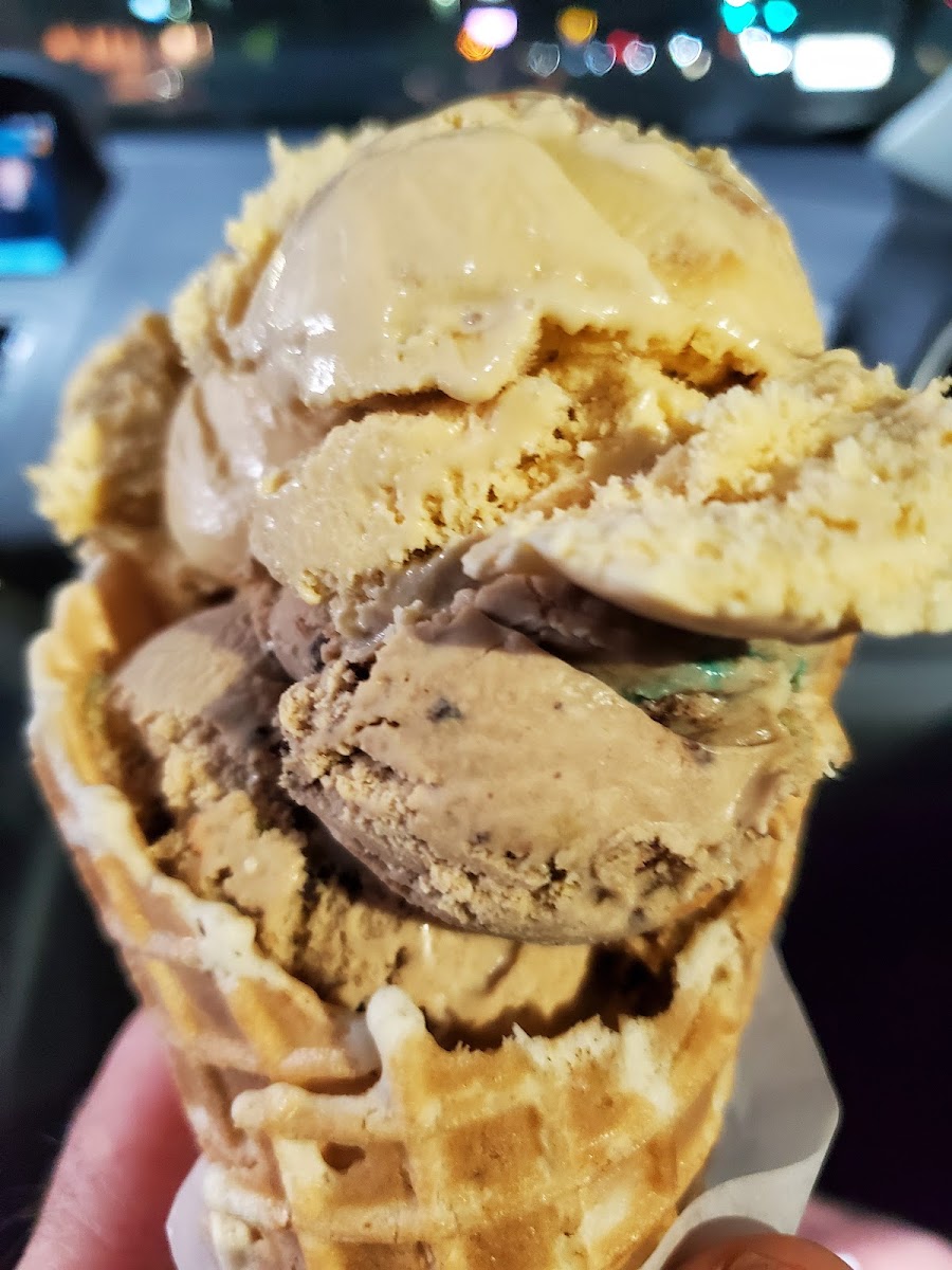 Joe's Ice Cream Supreme Shop Photo 7
