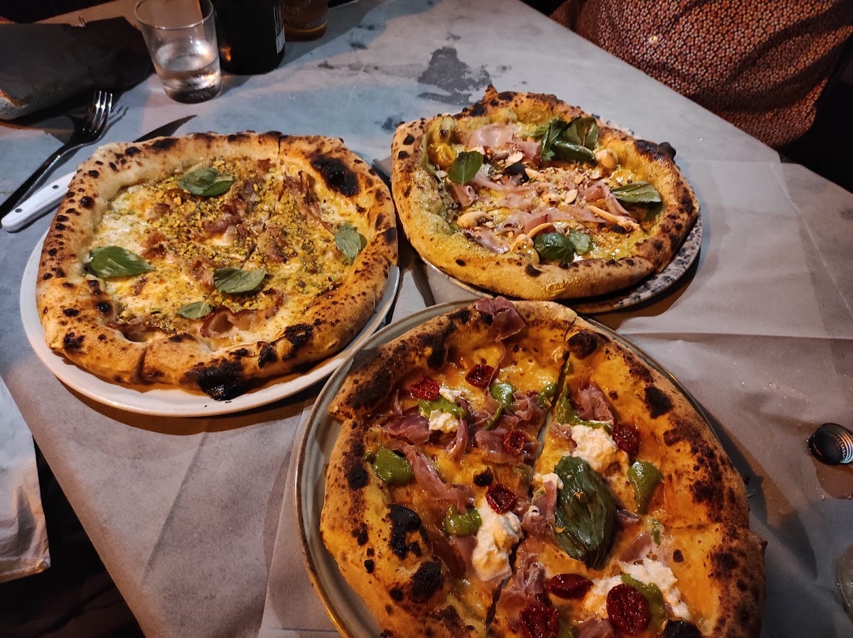 Fermento Pizzeria - Trattoria Photo 3